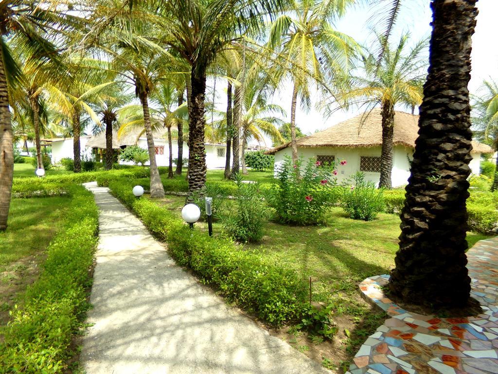 Hotel Katakalousse Yembakana 외부 사진