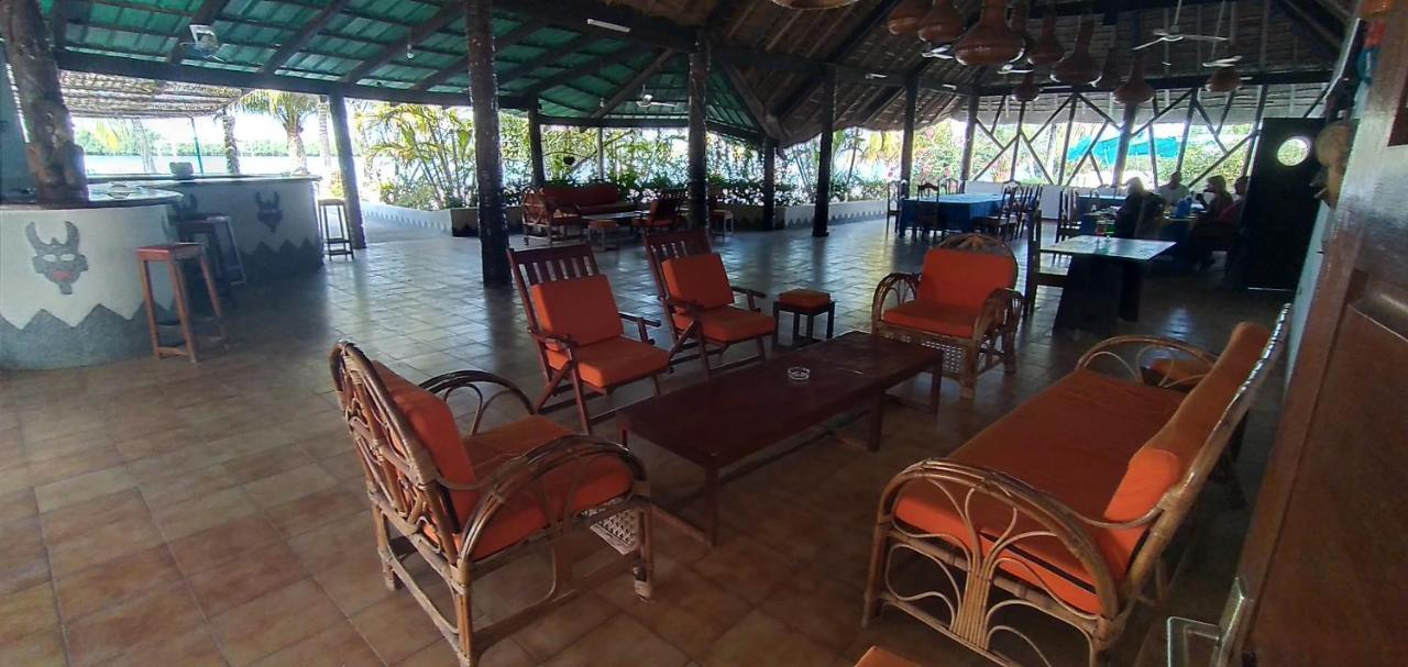 Hotel Katakalousse Yembakana 외부 사진